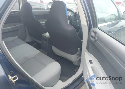 2006 Chrysler 300 z USA, uszkodzony, nr VIN 2C3KA43R06H285282